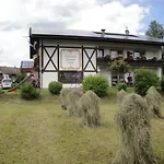 Gasthuis Gaestehaus-pension Keiss Hopferau