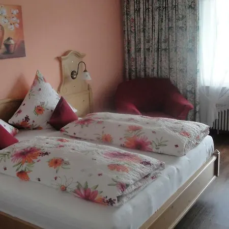 Guest house Gaestehaus-pension Keiss Hopferau